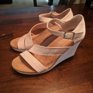 TOM'S Blush Wedge Sandals